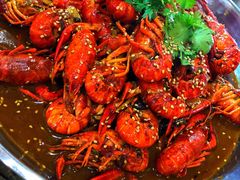 -老东镇啤酒屋海鲜加工·蒸汽海鲜·海鲜烧烤(台东店)