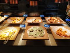 自助取餐区-蒙肥羊·酸汤潮牛·鲜牛肉火锅烤肉自助(岗顶店)