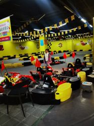 -红尾狐儿童卡丁车俱乐部(居然之家店)