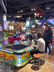点击看大图 -卡通尼乐园·生日会(烟台永旺店)