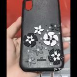 施华洛世奇两三折，仅二三百，买了一些送人