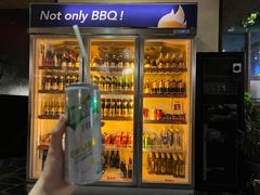 -he’s何师烧烤(世豪广场店)