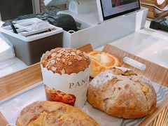 -焙丽拾光(麦凯乐直营店)