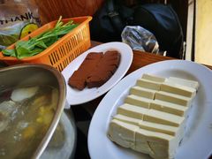 -阿汉名材老鸡汤饭店(金鸡岭店)