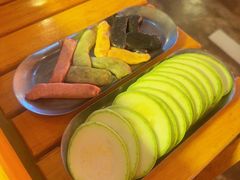 -叽叽扎扎烤肉场(生态城万达店)