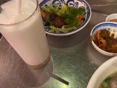 -Mrs Pho Bussorah Street(former Beach Road)