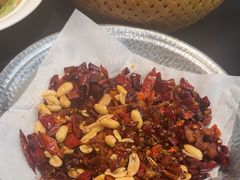 干煸辣子鸡-在莲野·湖北民间菜·头牌松滋鸡(光谷步行街店)