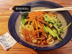 油泼辣子刀削面-晋食面庄(芝罘万达广场店)