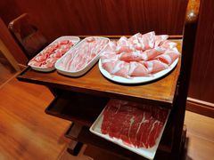 -沸炉重庆老火锅(军事博物馆店)