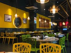 大堂-九记路边鸡(穗盐路店)