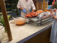 -亚龙湾希尔顿自助餐厅·海鲜·烧烤·沙滩BBQ·现场乐队