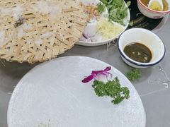 -官塘陈记鱼生·潮汕砂锅粥·牛肉火锅(潮枫路总店)