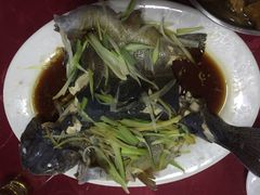 龙庆峡四季香农家饭庄-北京龙庆四季香农家饭庄·灶台鱼·碳烤虹鳟鱼(龙庆峡店)