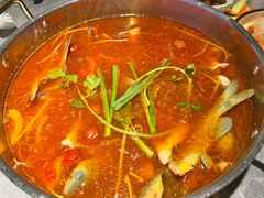 -野山舂·贵州现舂酸汤牛肉(民生路店)