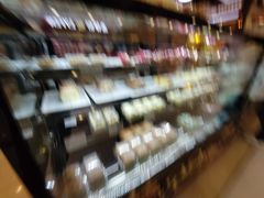 -红宝石·鲜奶小方·海派西点房(莘庄龙之梦店)