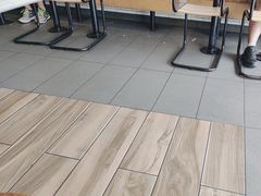 -麦当劳(西客站店)