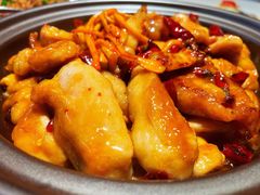 -江上荟·创意中国菜(绿地缤纷城店)