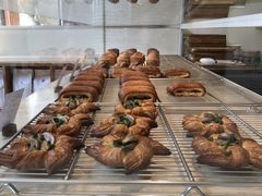 -VERIE BAKEHOUSE