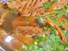 -老新隆牛肉锅贴(新街口店)