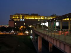 -新田360广场(上海华侨城店)
