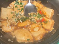 砂锅嫩豆腐-费大厨辣椒炒肉(太平老街店)