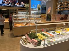面包甜点陈列柜-好利来(温江新尚天地店)
