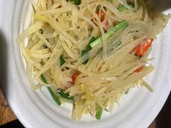 -聚鑫朋酸菜肥肠(文艺路口店)