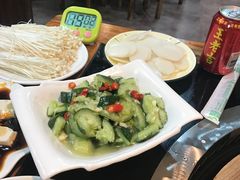 -三里屯土灶炖公鸡地锅鸡(江东店)