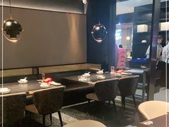大堂-老头儿油爆虾·1987杭州烟火味(湖滨银泰in77D区店)