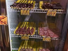 -烤肉小伙烤肉店