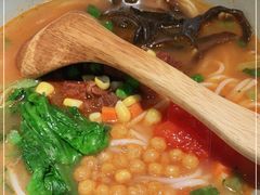 -百春原湖南牛肉粉(百联世纪店)