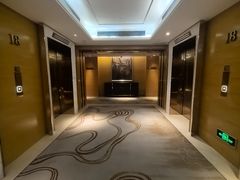 -兰州皇冠假日酒店
