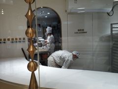 -Yearn Tours妍图(昆山万象汇店)