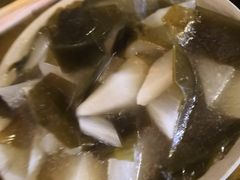 -老鼎万春卤菜(鹭湖宫8区店)