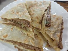 -溢心园香河肉饼总店