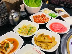 -木槿花韩式炭烤·熟成肉工坊(孙文东路店)