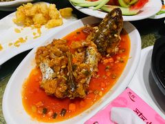 -老码头黑皮肘子锅包肉(赣水路店)