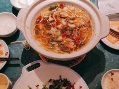 -呷湘厨·鱼汤捞饭·剁椒鱼头·辣椒炒肉(国家会展中心店)