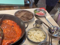 -憨铁匠老火锅(龙岗万科里店)