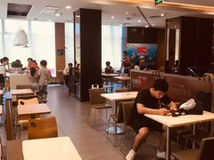 -肯德基(彩云城店)