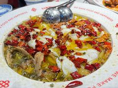 -禄鼎记·排队俩小时都要吃的酸菜鱼(石牌桥店)