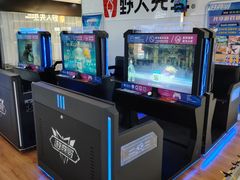 -新中关购物中心