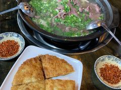 -乐山食古香跷脚牛肉