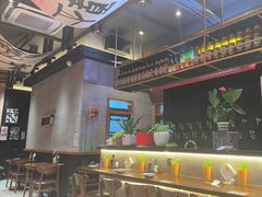 -8PINTS八品脱·日料·烧鸟·精酿小酒馆(莘庄店)