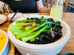 -新白鹿餐厅(银泰西湖文化广场店)