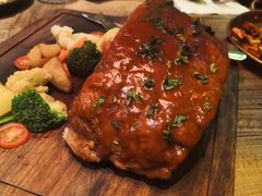 四川麻辣炭烤猪肋排-SISTERS BAR RESTAURANT川意酒馆(嘉善老市H楼店)