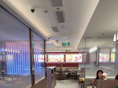 -海底捞火锅(杭州庆春路夜宵主题店)