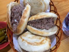 -闫家驴肉火烧(五四店)