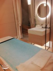 -苑苑vbeauty科技美容SPA
