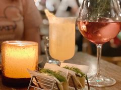 凤尾鱼酸黄瓜配饺子皮-BOR Eatery(安福路店)